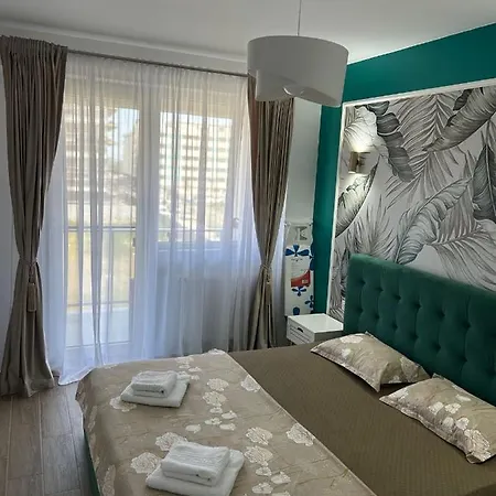 Joy Apartment *